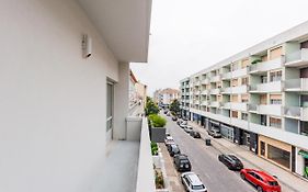 Amazing Duplex - Mid Century Experience & Parking